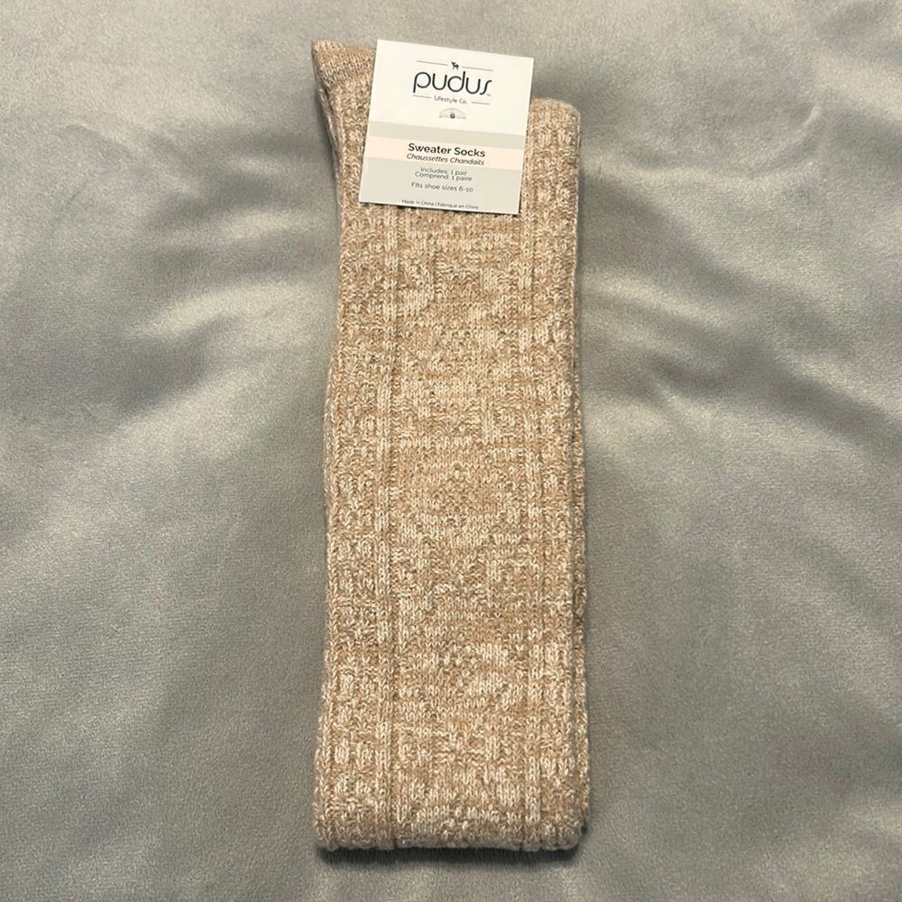 (NEW) Pudus Cozy Sweater Socks 